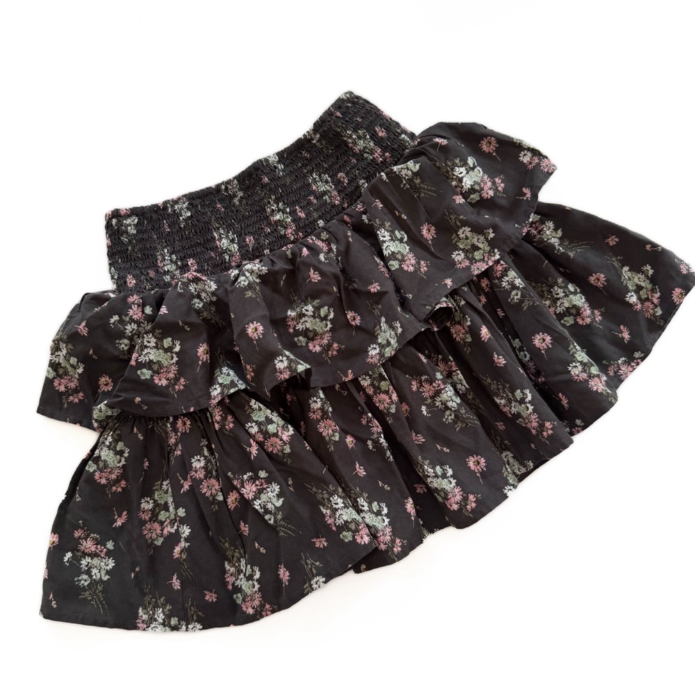 Aerie Skirt Womens XXS Black Floral Ruffled Smocked Mini New